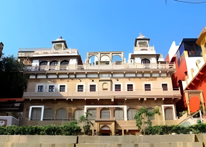 Guleria Kothi Hotel